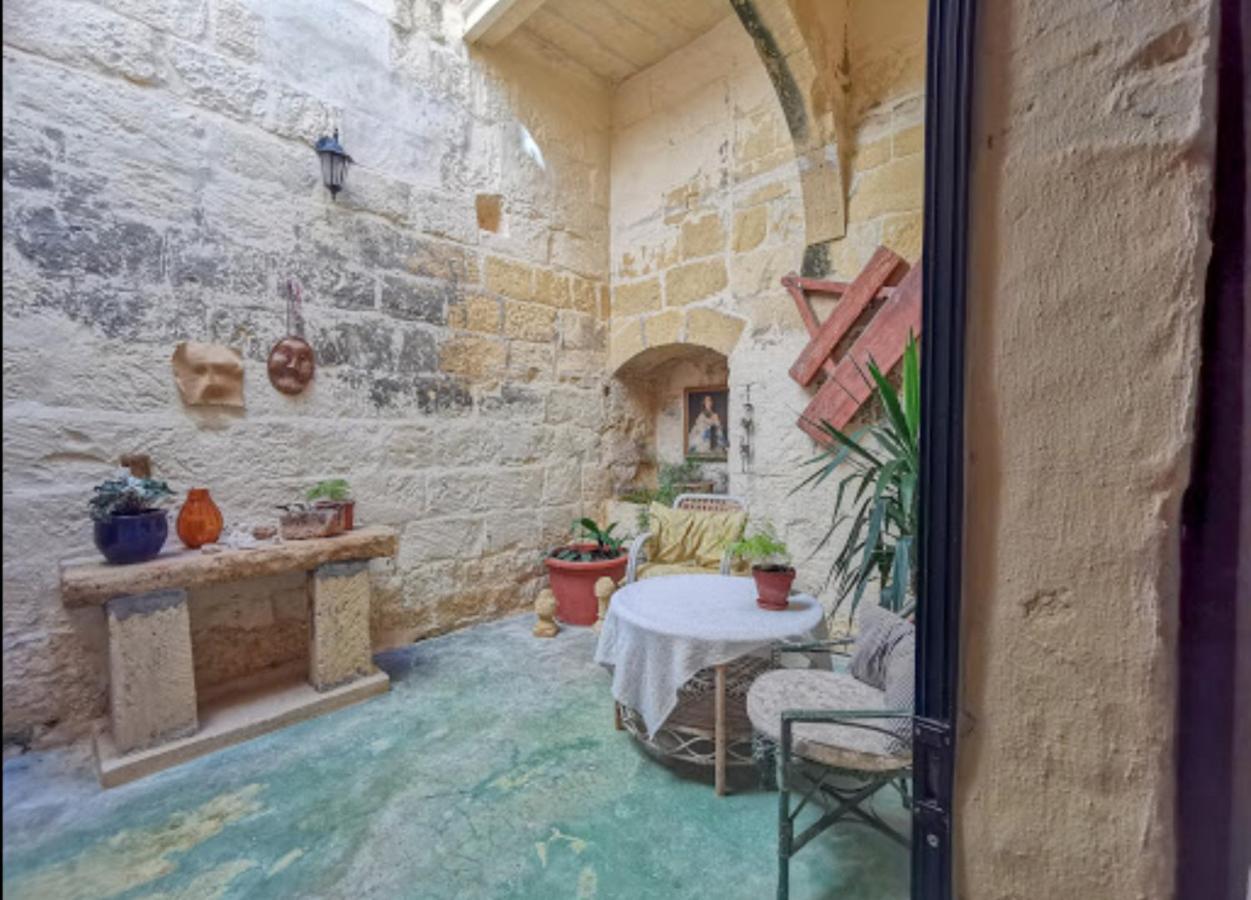 Peaceful Farmhouse Stay With Cozy Yard Арб Экстерьер фото